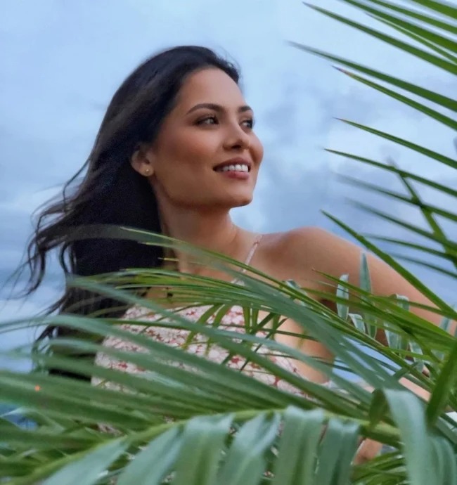 Học vấn 'đẳng cấp' của Miss Universe 2020 và quá khứ bị tẩy chay, cô lập 2 Học vấn 'đẳng cấp' của Miss Universe 2020 và quá khứ bị tẩy chay, cô lập 2