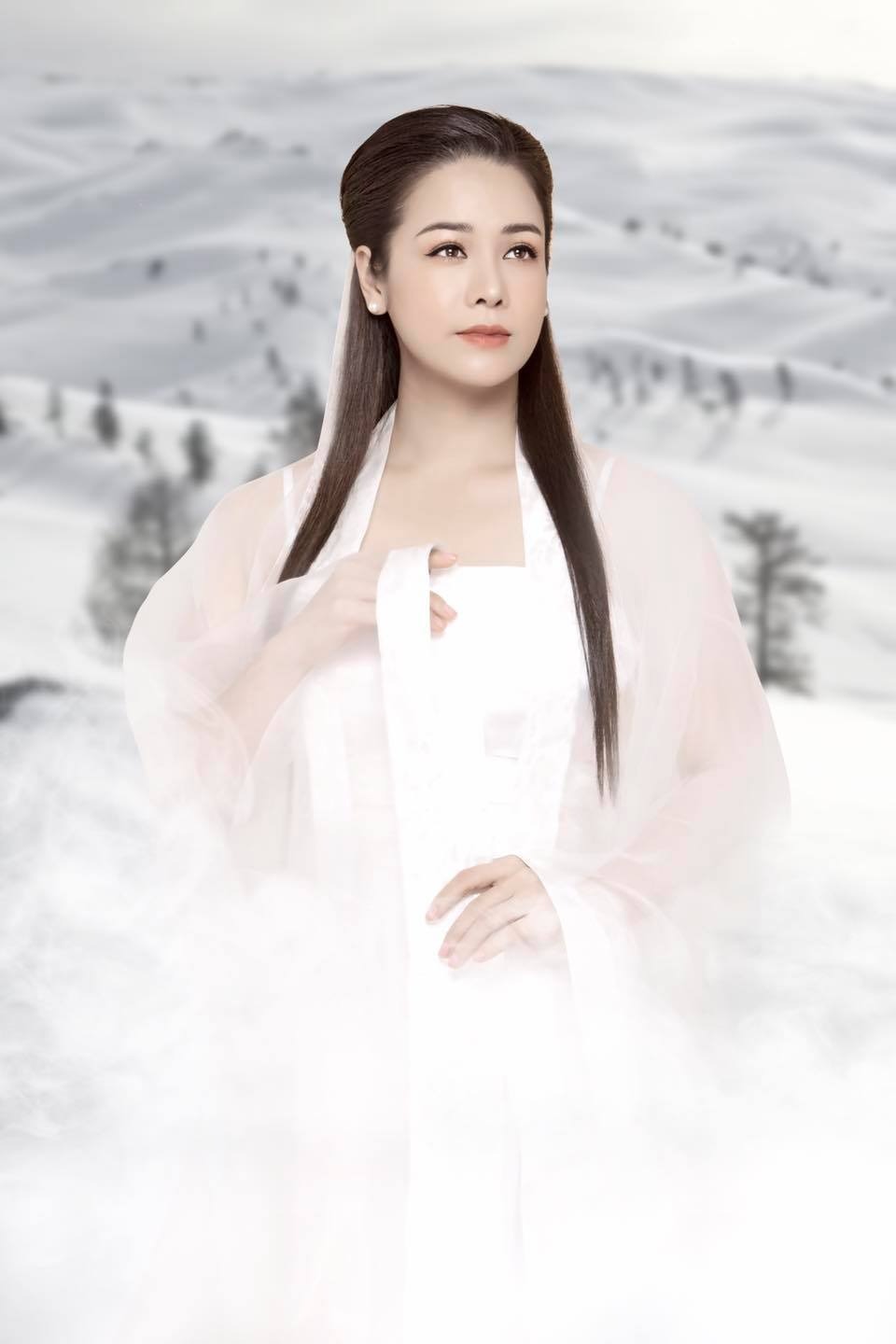 Nhật Kim Anh được ví như Lý Nhược Đồng bản Việt khi hiện diện với tạo hình cổ trang 2 Nhật Kim Anh được ví như Lý Nhược Đồng bản Việt khi hiện diện với tạo hình cổ trang 2