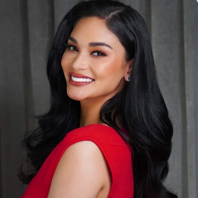 Tin sao Việt 18/5: Miss Universe 2015 Pia Wurtzbach xin lỗi Khánh Vân, bà Phương Hằng tuyên bố đối đầu với MC Kỳ Duyên 1 Tin sao Việt 18/5: Miss Universe 2015 Pia Wurtzbach xin lỗi Khánh Vân, bà Phương Hằng tuyên bố đối đầu với MC Kỳ Duyên 1