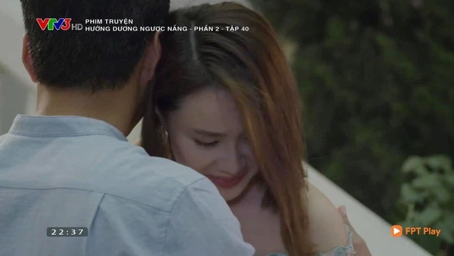 'Hướng dương ngược nắng' và cái kết viên mãn: Tập cuối ngập tràn tình yêu, đôi nào về với đôi nấy 4 'Hướng dương ngược nắng' và cái kết viên mãn: Tập cuối ngập tràn tình yêu, đôi nào về với đôi nấy 4