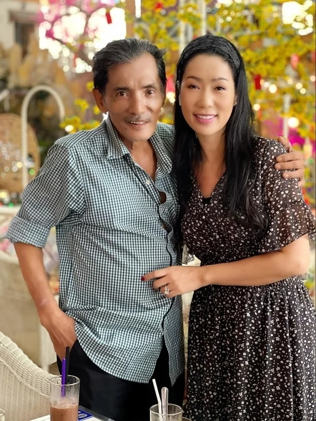 Trịnh Kim Chi phản ứng thế nào trước tin đồn dàn dựng vụ Thương Tín nằm viện để kêu gọi từ thiện? 1 Trịnh Kim Chi phản ứng thế nào trước tin đồn dàn dựng vụ Thương Tín nằm viện để kêu gọi từ thiện? 1