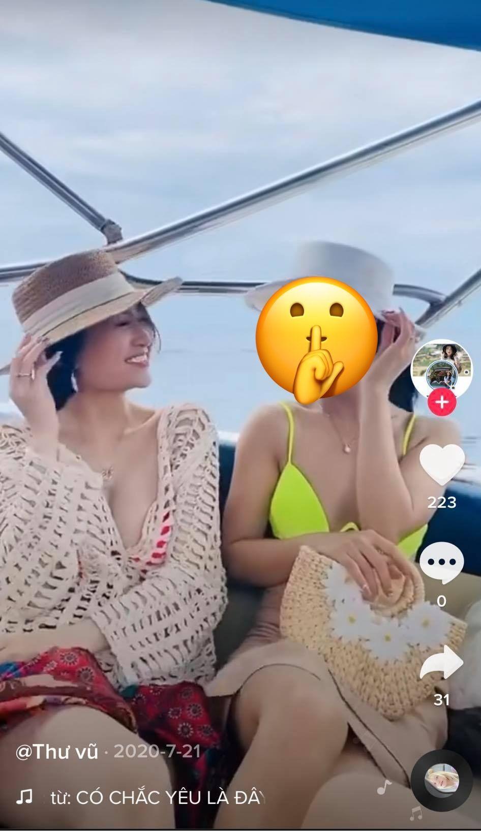 Diễn viên Anh Thư vướng ồn ào có đam mê đi du lịch biển, xài đồ hiệu, tiền đô đếm mỏi tay 6 Diễn viên Anh Thư vướng ồn ào có đam mê đi du lịch biển, xài đồ hiệu, tiền đô đếm mỏi tay 6