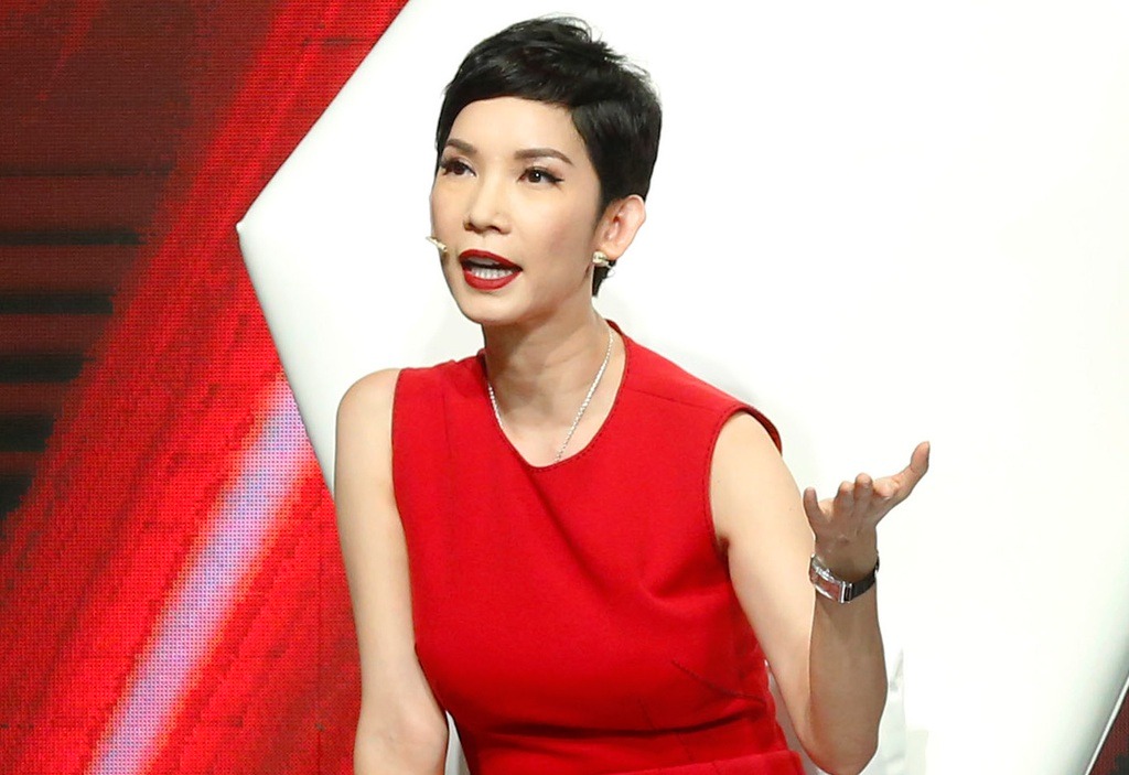 Nathan Lee chỉ trích Xuân Lan vì phát ngôn bênh vực hot girl Anh Thư 'Về nhà đi con' 2 Nathan Lee chỉ trích Xuân Lan vì phát ngôn bênh vực hot girl Anh Thư 'Về nhà đi con' 2