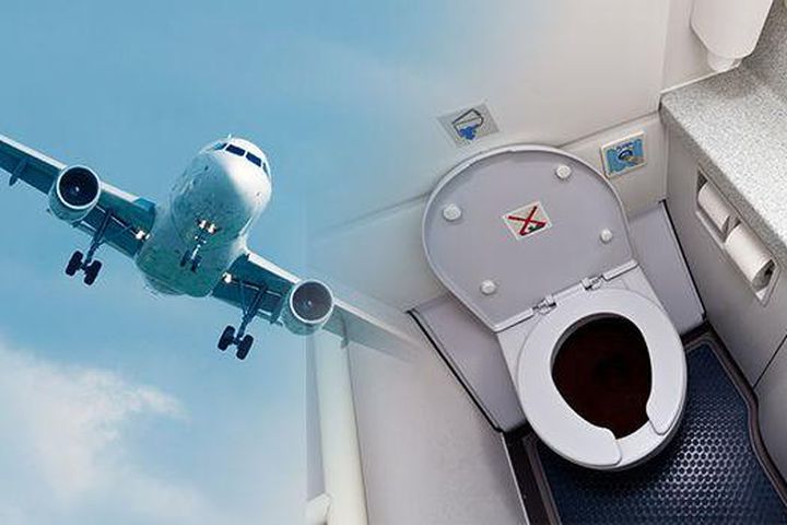 Sau khi xả bồn cầu trên máy bay thì chất thải có... rơi tự do hay được xử lý ra sao? 1 Sau khi xả bồn cầu trên máy bay thì chất thải có... rơi tự do hay được xử lý ra sao? 1