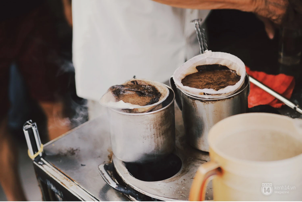 Người Pháp mang 2 món ăn vào Việt Nam nhưng người Việt lại biến chúng thành ‘đặc sản’ 2 Người Pháp mang 2 món ăn vào Việt Nam nhưng người Việt lại biến chúng thành ‘đặc sản’ 2