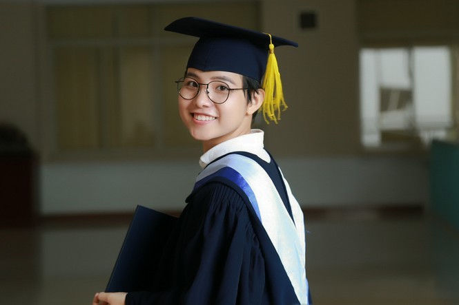3 sinh viên giỏi ngành Y nhưng rẽ hướng đi làm Sao hàng đầu showbiz 1 3 sinh viên giỏi ngành Y nhưng rẽ hướng đi làm Sao hàng đầu showbiz 1