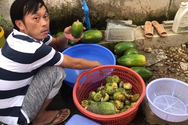 Đàm Vĩnh Hưng, Quách Ngọc Tuyên giàu có nhưng cũng từng phải vay tiền Hoài Linh 2 Đàm Vĩnh Hưng, Quách Ngọc Tuyên giàu có nhưng cũng từng phải vay tiền Hoài Linh 2