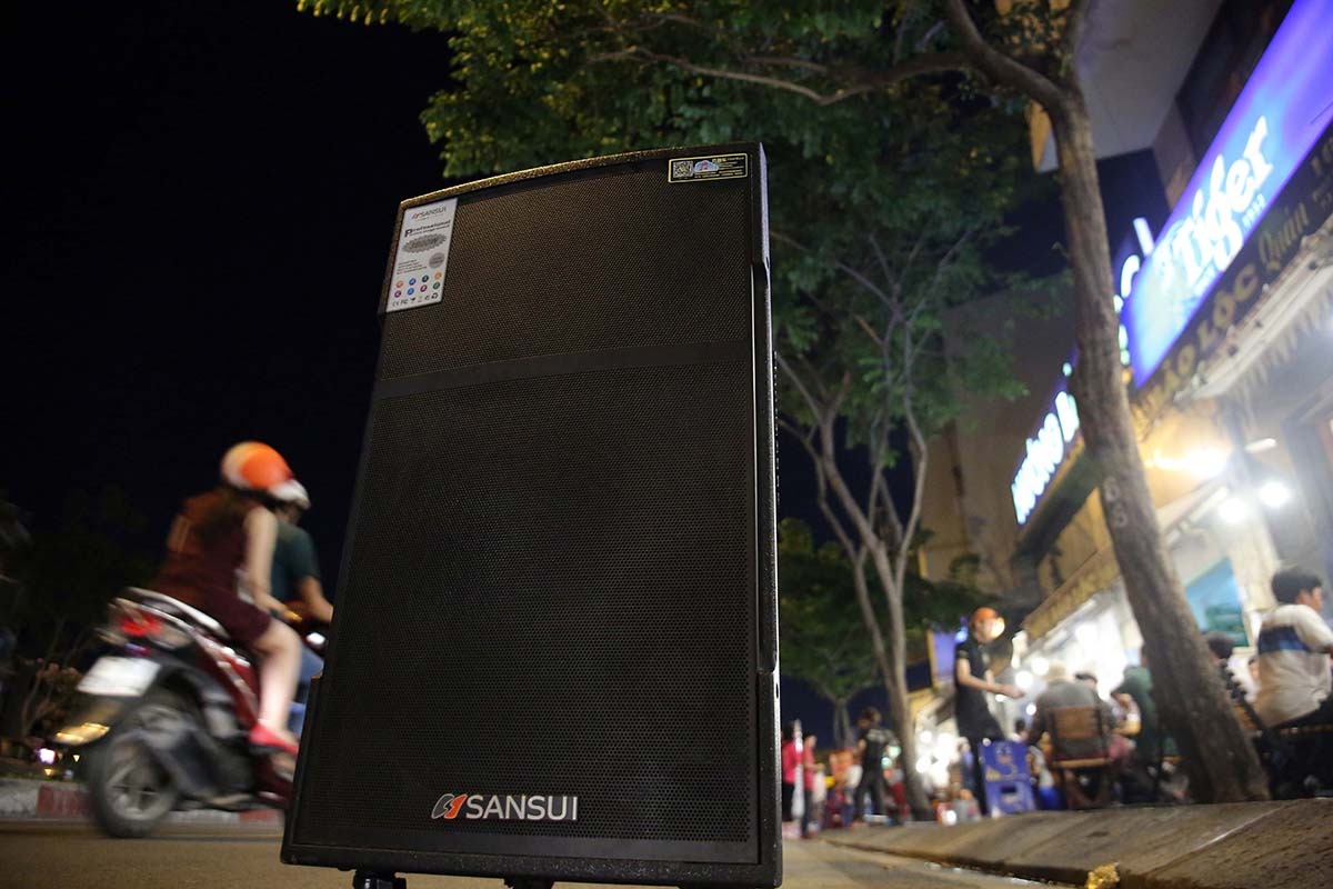 Mức phạt chính thức cho người hát karaoke gây ồn ào tại Đà Nẵng 1 Mức phạt chính thức cho người hát karaoke gây ồn ào tại Đà Nẵng 1