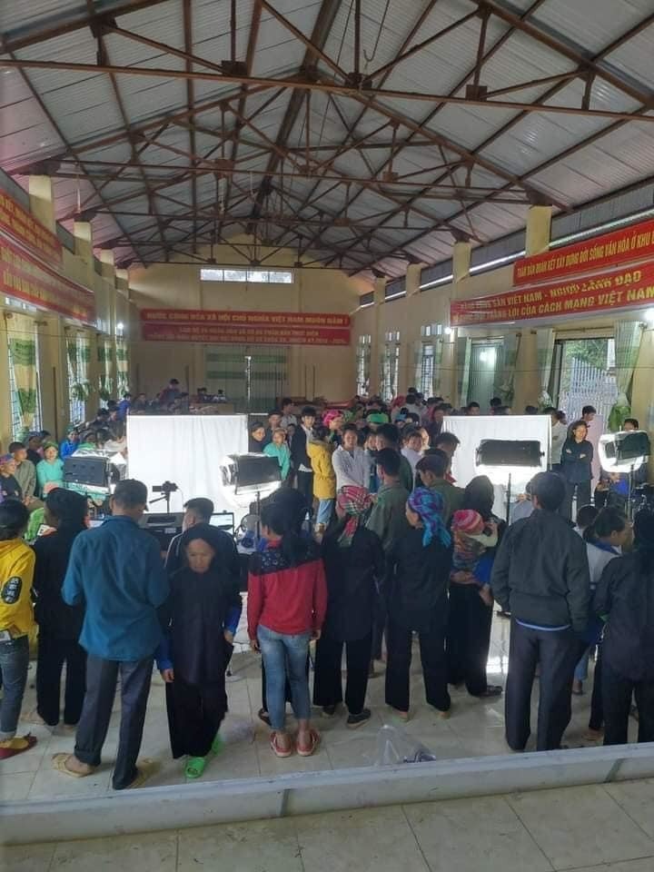 Bà con được bố trí ‘chăn ấm nệm êm’ khi chờ làm CCCD gắn chip? 1 Bà con được bố trí ‘chăn ấm nệm êm’ khi chờ làm CCCD gắn chip? 1