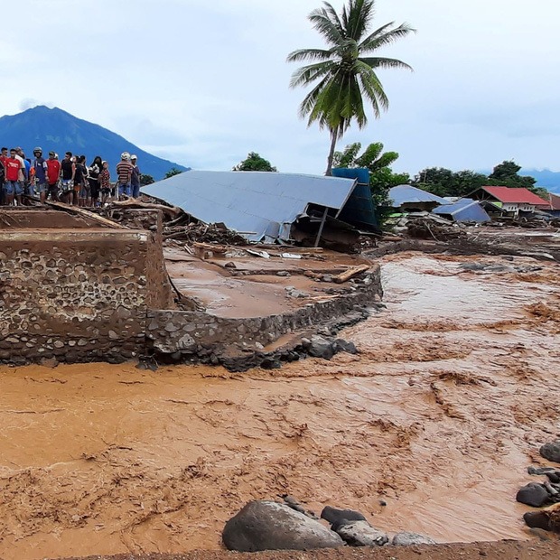 Indonesia ‘ảm đạm’, ‘tuyệt vọng’ sau siêu bão Seroja 1
