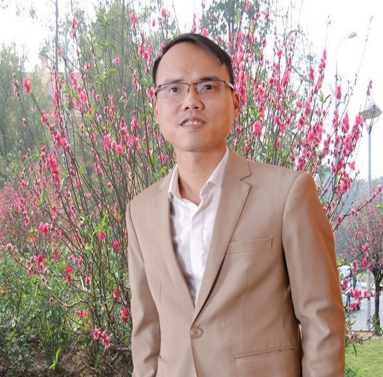 Tác giả ‘chữ song song 4.0’ dự định đưa ngôn ngữ vào giảng trên lớp, dạy cho con ruột 1 Tác giả ‘chữ song song 4.0’ dự định đưa ngôn ngữ vào giảng trên lớp, dạy cho con ruột 1