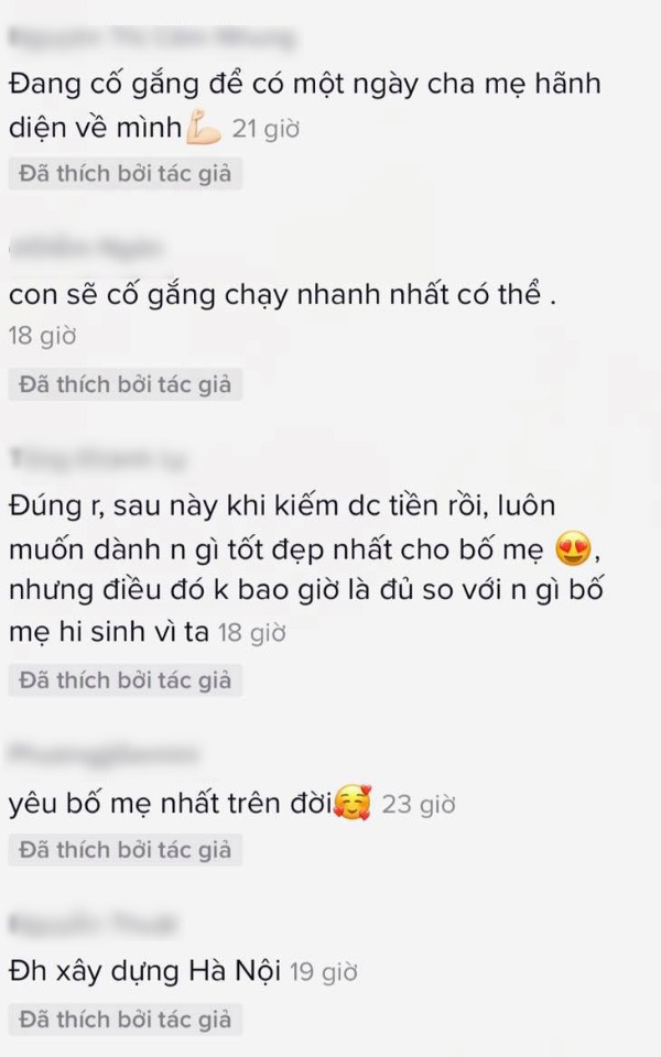 Xúc động bố mẹ ‘trân trân’ nhìn bằng TN của con: Bằng nhỏ xíu nhưng xem mãi không chán 2 Xúc động bố mẹ ‘trân trân’ nhìn bằng TN của con: Bằng nhỏ xíu nhưng xem mãi không chán 2