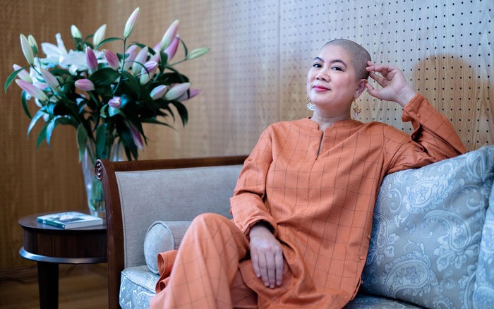 Shark Liên nêu quan điểm: Phụ nữ phải cạo trọc 1 lần? 2 Shark Liên nêu quan điểm: Phụ nữ phải cạo trọc 1 lần? 2