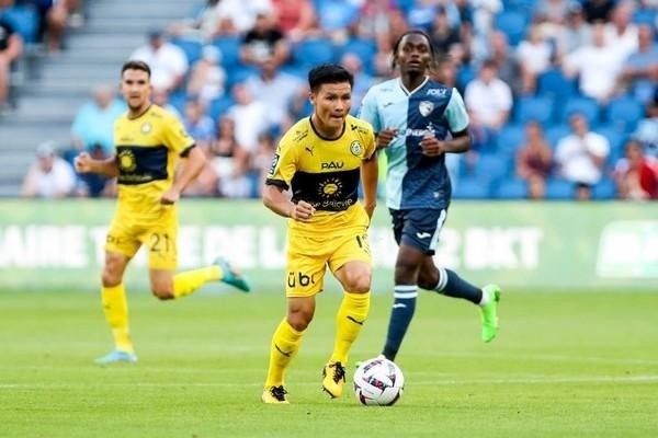 Quang Hải rời Pau FC sớm 1 năm Quang Hải rời Pau FC sớm 1 năm