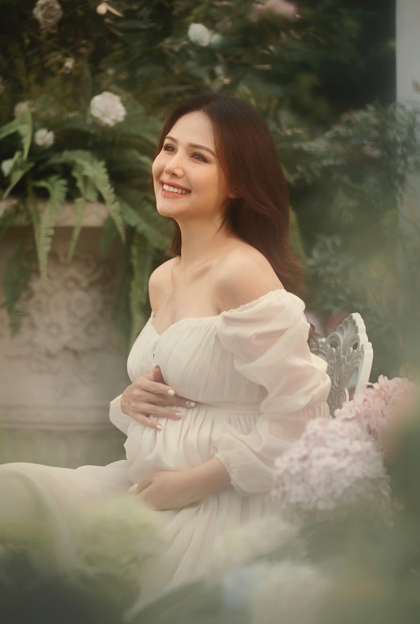 Phanh Lee bất ngờ xác nhận mang thai con đầu lòng, giới tính của em bé cũng được tiết lộ 2 Phanh Lee bất ngờ xác nhận mang thai con đầu lòng, giới tính của em bé cũng được tiết lộ 2