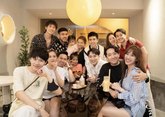 Anh Đức lên tiếng làm rõ tin đồn 'nghỉ chơi' với Ali Hoàng Dương nhưng dân tình vẫn thấy sai sai 1 Anh Đức lên tiếng làm rõ tin đồn 'nghỉ chơi' với Ali Hoàng Dương nhưng dân tình vẫn thấy sai sai 1