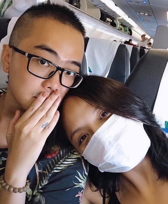 Giữa nghi vấn chia tay bạn trai, Thu Quỳnh bất ngờ có động thái gây chú ý trong ngày lễ độc thân 1 Giữa nghi vấn chia tay bạn trai, Thu Quỳnh bất ngờ có động thái gây chú ý trong ngày lễ độc thân 1