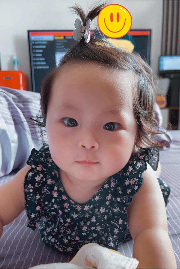 Pha Lê 'nổi đóa' khi antifan bình luận kém duyên vào ảnh con gái 2 Pha Lê 'nổi đóa' khi antifan bình luận kém duyên vào ảnh con gái 2