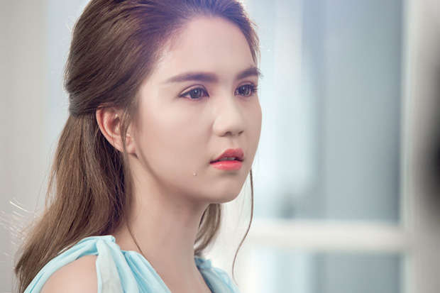 Ngọc Trinh chia sẻ trạng thái bất cần giữa lúc Nathan Lee lôi kéo Lỹ Nhã Kỳ vào vụ ồn ào 1 Ngọc Trinh chia sẻ trạng thái bất cần giữa lúc Nathan Lee lôi kéo Lỹ Nhã Kỳ vào vụ ồn ào 1