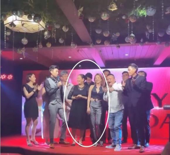 Hậu ồn ào ôm hôn Minh Hằng ở bar, Quốc Trường đưa Bảo Anh ra mắt gia đình? 4 Hậu ồn ào ôm hôn Minh Hằng ở bar, Quốc Trường đưa Bảo Anh ra mắt gia đình? 4