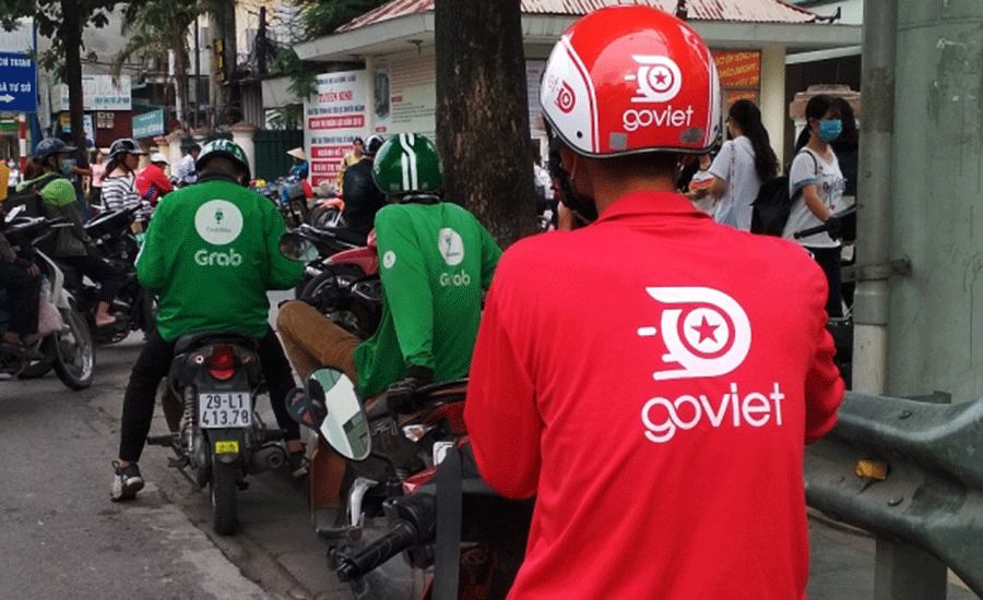 Grab và GoViet tạm dừng dịch vụ 'xe ôm công nghệ' tại Hà Nội