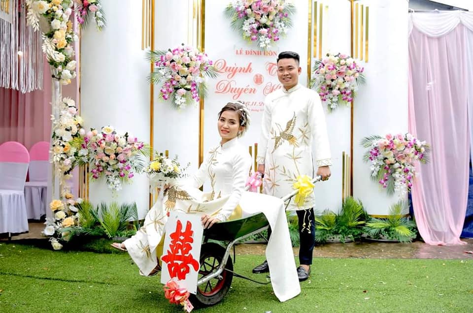 Đám cưới ở Thái Nguyên gây bão mạng với màn rước dâu toàn 'siêu xe khủng'  6