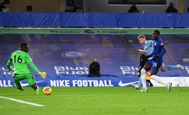 'Bom tấn' hóa 'bom bi', Chelsea sa lầy khủng hoảng sau thất bại muối mặt trước Man City 3