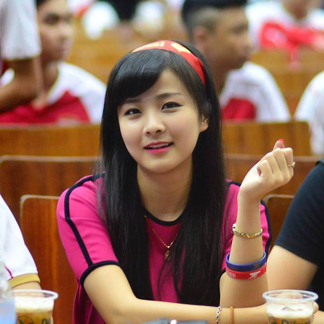 6 năm sau khoảnh khắc rơi nước mắt vì U19 Việt Nam, nữ sinh khóc nức nở có màn đổi đời ngoạn mục 6 6 năm sau khoảnh khắc rơi nước mắt vì U19 Việt Nam, nữ sinh khóc nức nở có màn đổi đời ngoạn mục 6