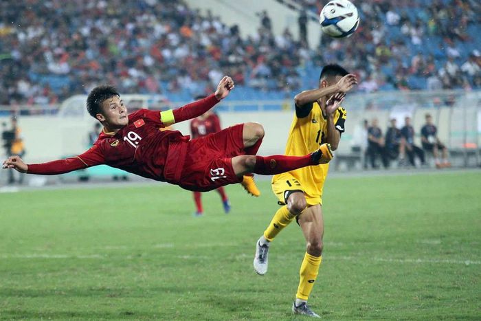 M.U đổ lỗi cho trọng tài sau trận thua; trận đấu đầu tiên của V.League phải hoãn vì Covid-19 2 M.U đổ lỗi cho trọng tài sau trận thua; trận đấu đầu tiên của V.League phải hoãn vì Covid-19 2