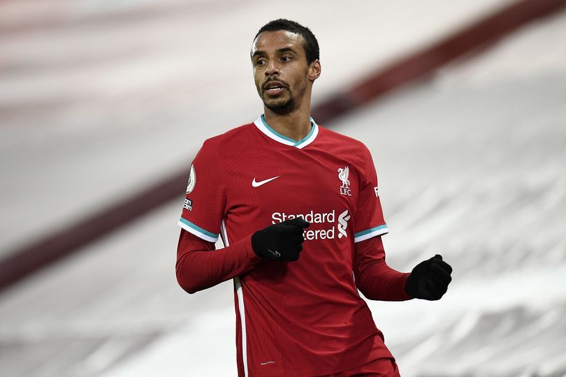 Liverpool 'toang' nặng sau chiến thắng trước Tottenham: Hàng thủ què quặt, mơ bảo vệ ngôi vương thế nào? 2 Liverpool 'toang' nặng sau chiến thắng trước Tottenham: Hàng thủ què quặt, mơ bảo vệ ngôi vương thế nào? 2