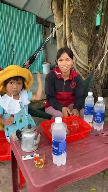 Nửa năm sau màn 'chạy trốn tử thần', cuộc sống của người đàn ông bị rắn hổ mang cắn hiện ra sao? 5 Nửa năm sau màn 'chạy trốn tử thần', cuộc sống của người đàn ông bị rắn hổ mang cắn hiện ra sao? 5