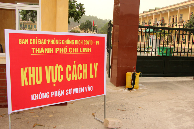 Thứ trưởng Bộ Y tế: 'Những người không nằm trong các ổ dịch vẫn được về quê ăn Tết, sinh hoạt bình thường' 2 Thứ trưởng Bộ Y tế: 'Những người không nằm trong các ổ dịch vẫn được về quê ăn Tết, sinh hoạt bình thường' 2