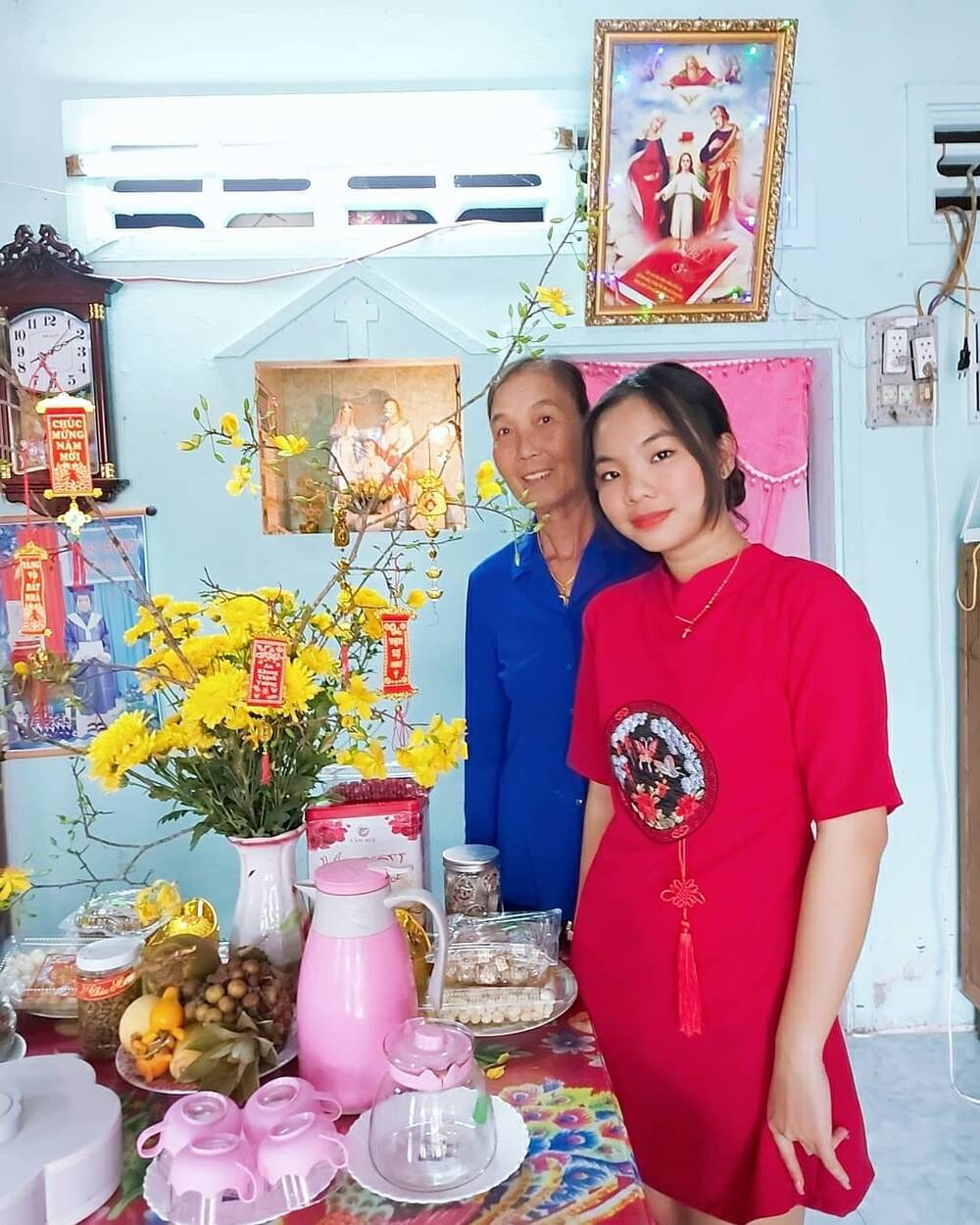 Gia cảnh ở quê nhà trợ lý của Ngọc Trinh khiến nhiều người bất ngờ 5 Gia cảnh ở quê nhà trợ lý của Ngọc Trinh khiến nhiều người bất ngờ 5