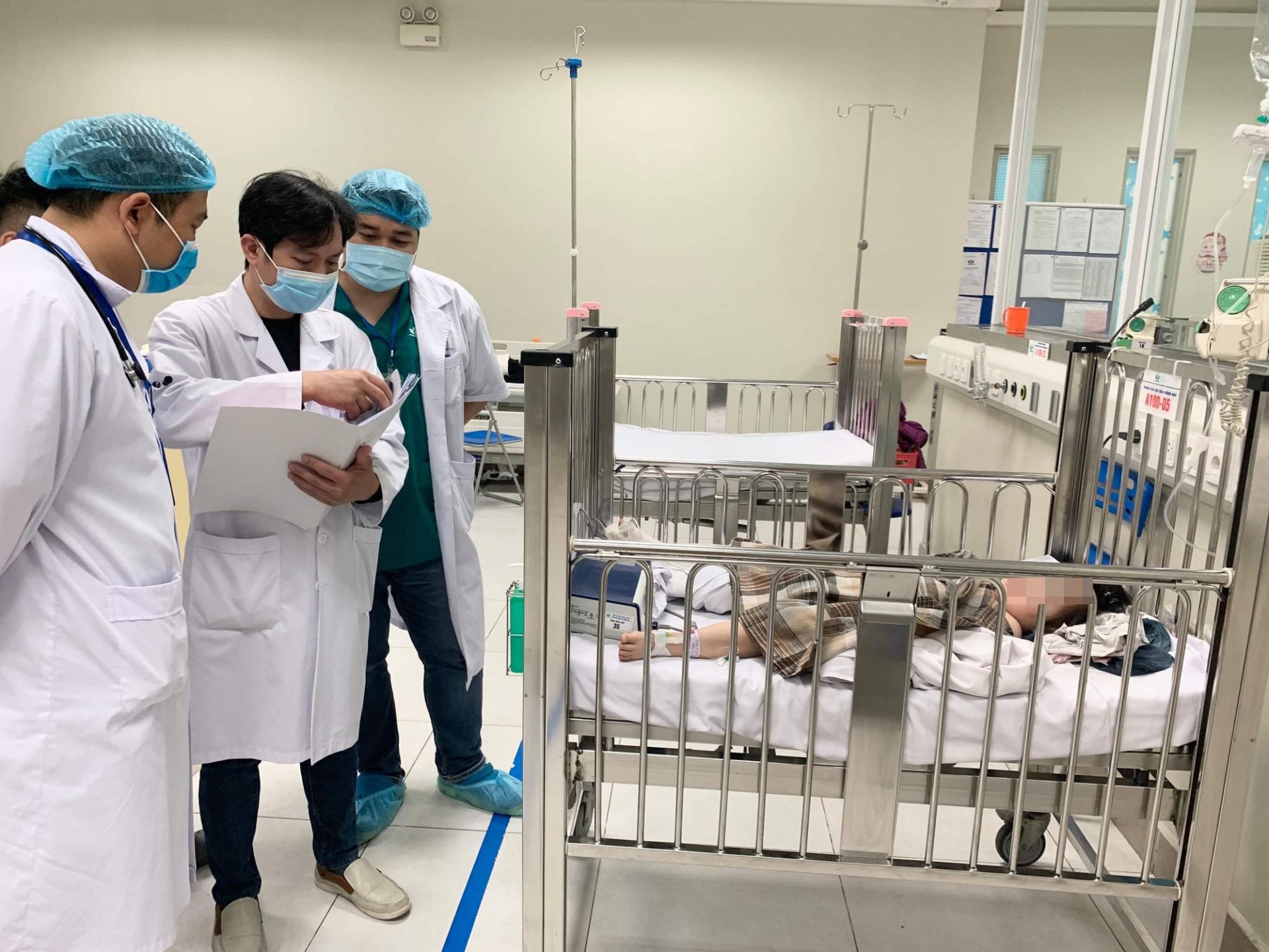 Gặp người phụ nữ với 'tiếng thét vàng' giúp giải cứu bé gái rơi từ tầng 12 khu chung cư 5 Gặp người phụ nữ với 'tiếng thét vàng' giúp giải cứu bé gái rơi từ tầng 12 khu chung cư 5