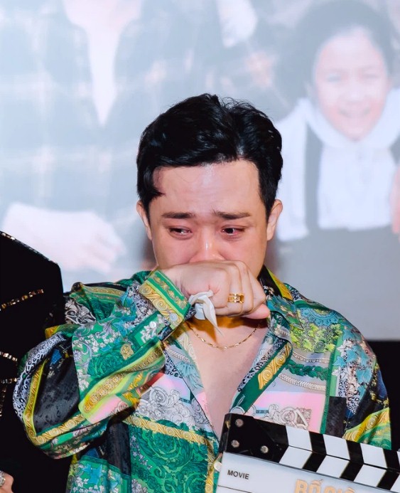 Trấn Thành bật khóc vì 'đứa con tinh thần' được ủng hộ 5 Trấn Thành bật khóc vì 'đứa con tinh thần' được ủng hộ 5