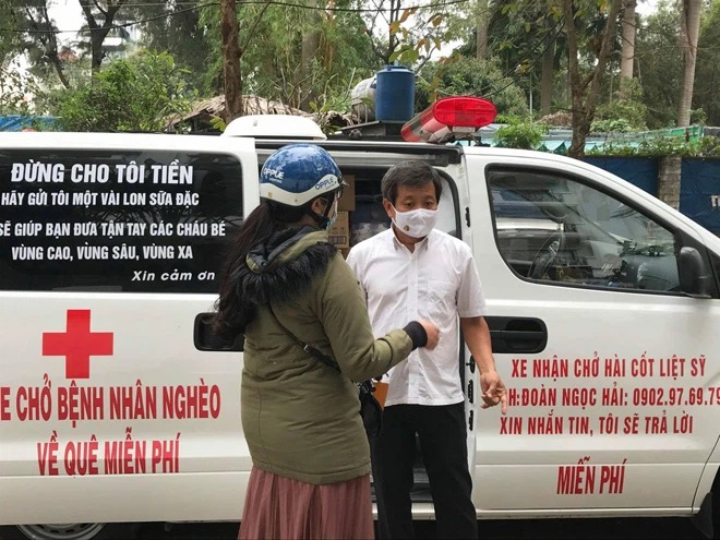 Đại gia bí ẩn tại Hà Nội trả ông Đoàn Ngọc Hải 30 triệu đồng để phục vụ ở hiệu thuốc 1 Đại gia bí ẩn tại Hà Nội trả ông Đoàn Ngọc Hải 30 triệu đồng để phục vụ ở hiệu thuốc 1
