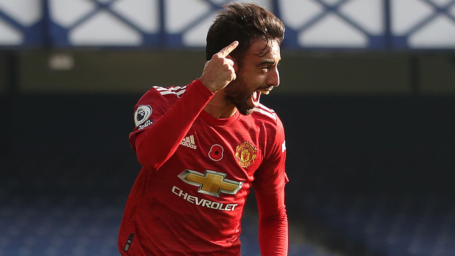 Bruno Fernandes từ chối gia hạn hợp đồng; cựu sao Real lĩnh án tù 9 năm 3 Bruno Fernandes từ chối gia hạn hợp đồng; cựu sao Real lĩnh án tù 9 năm 3