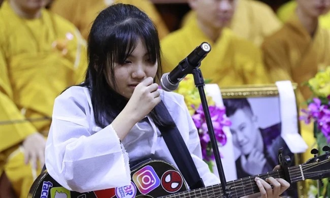 Chân dung loạt Youtuber bôi nhọ gia đình Vân Quang Long, khiến con gái cố nghệ sĩ đòi bỏ học vì bị tẩy chay 2 Chân dung loạt Youtuber bôi nhọ gia đình Vân Quang Long, khiến con gái cố nghệ sĩ đòi bỏ học vì bị tẩy chay 2