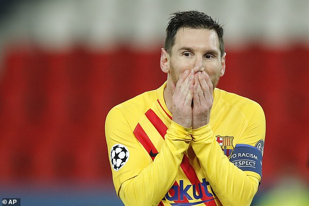 Messi và Ronaldo dắt tay nhau rời khỏi Champions League: 'Thảm kịch' 16 năm xuất hiện, kết thúc 1 kỷ nguyên? 5 Messi và Ronaldo dắt tay nhau rời khỏi Champions League: 'Thảm kịch' 16 năm xuất hiện, kết thúc 1 kỷ nguyên? 5