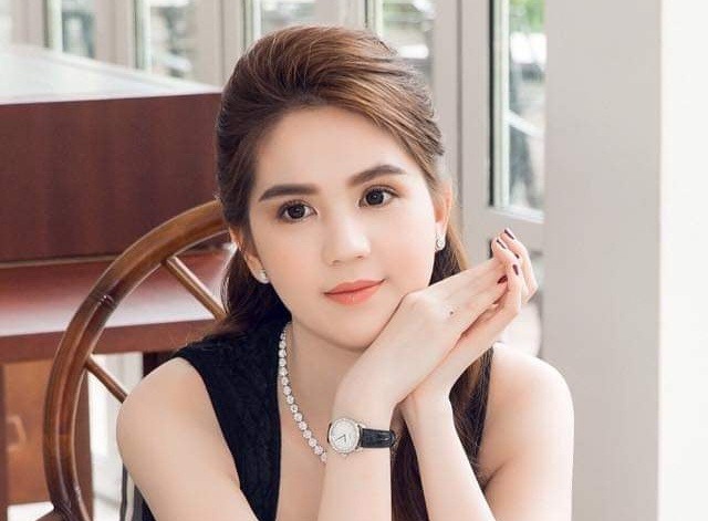 Ngọc Trinh lên tiếng khi bị kẻ gian cuỗm bộ sưu tập: Thiệt hại không chỉ dừng ở 10 tỷ đồng 1 Ngọc Trinh lên tiếng khi bị kẻ gian cuỗm bộ sưu tập: Thiệt hại không chỉ dừng ở 10 tỷ đồng 1