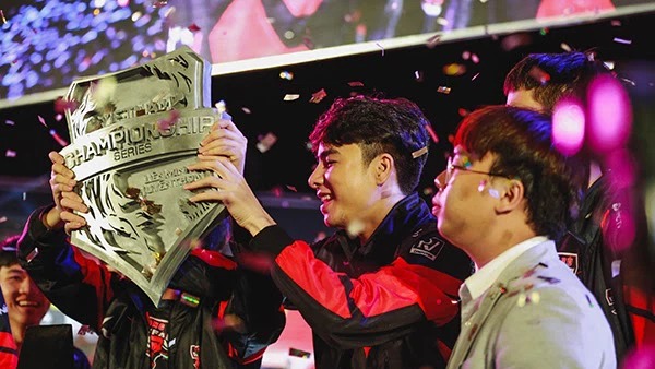 Zeros là ai? Chân dung game thủ chuyên nghiệp lắm tài nhiều tật nhất của LMHT 5 Zeros là ai? Chân dung game thủ chuyên nghiệp lắm tài nhiều tật nhất của LMHT 5