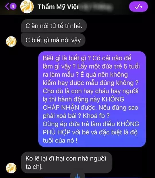 Bé gái 5 tuổi xăm môi khiến dân mạng bức xúc, thẩm mỹ viện nói thẳng ai chửi tự gánh khẩu nghiệp 4 Bé gái 5 tuổi xăm môi khiến dân mạng bức xúc, thẩm mỹ viện nói thẳng ai chửi tự gánh khẩu nghiệp 4