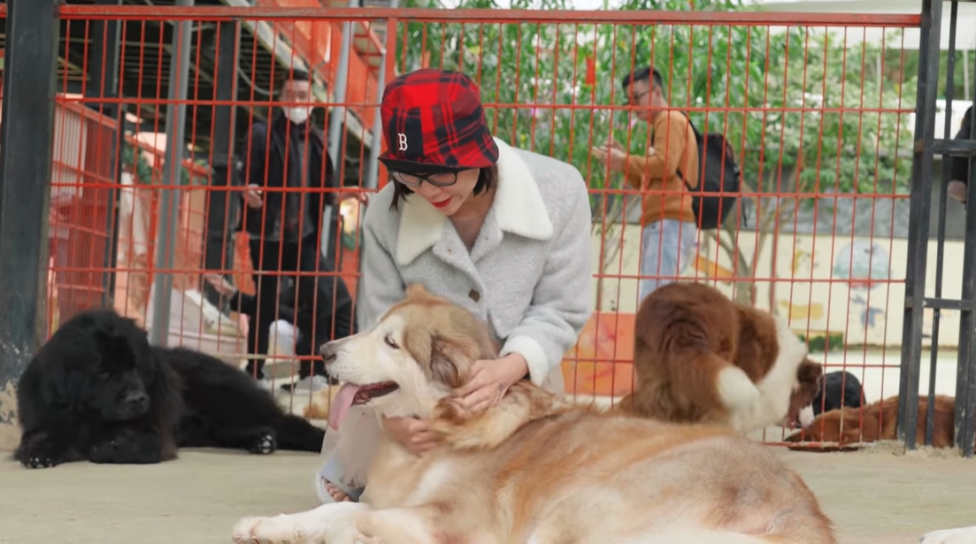Thơ Nguyễn rục rịch trở lại Youtube sau loạt lùm xùm về búp bê 3 Thơ Nguyễn rục rịch trở lại Youtube sau loạt lùm xùm về búp bê 3