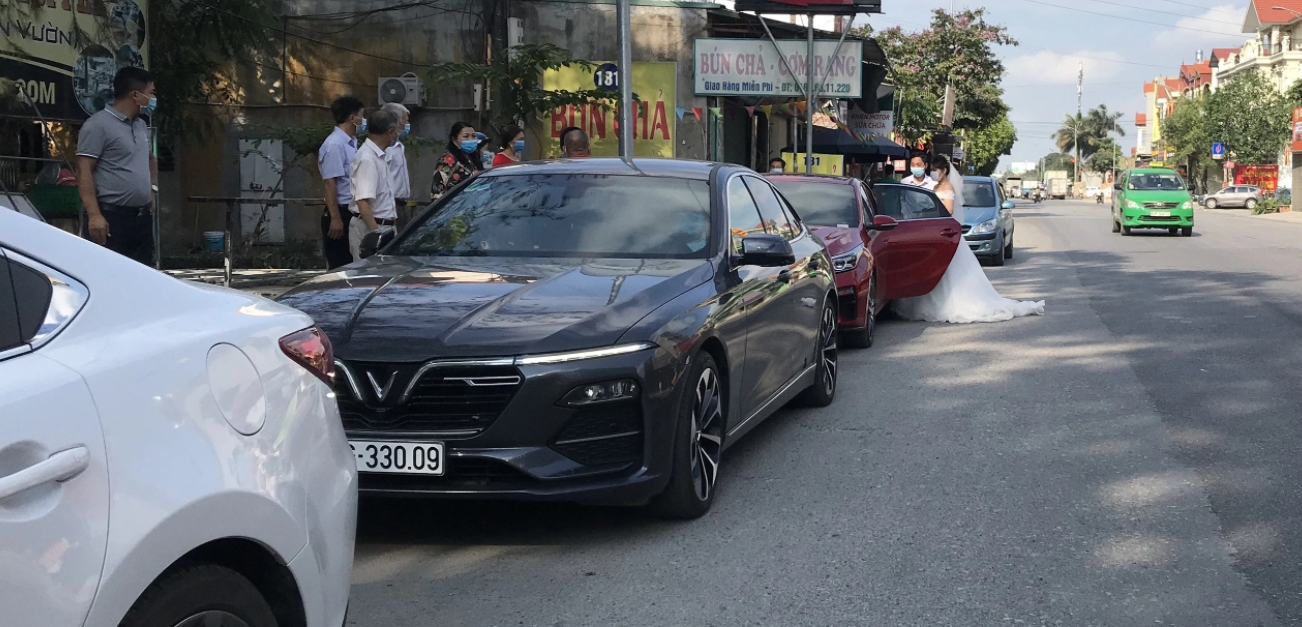 Chú rể Bắc Ninh quay xe đúng 'phút 89', ngậm ngùi về Hà Nội cùng cô dâu vì phải cách ly 1 Chú rể Bắc Ninh quay xe đúng 'phút 89', ngậm ngùi về Hà Nội cùng cô dâu vì phải cách ly 1