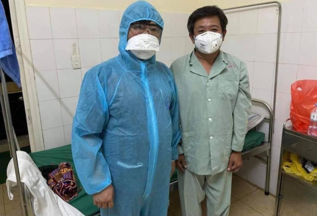 Ông Đoàn Ngọc Hải gửi lời tâm sự từ giường bệnh, kể về trải nghiệm lần đầu nằm xe cứu thương 2 Ông Đoàn Ngọc Hải gửi lời tâm sự từ giường bệnh, kể về trải nghiệm lần đầu nằm xe cứu thương 2