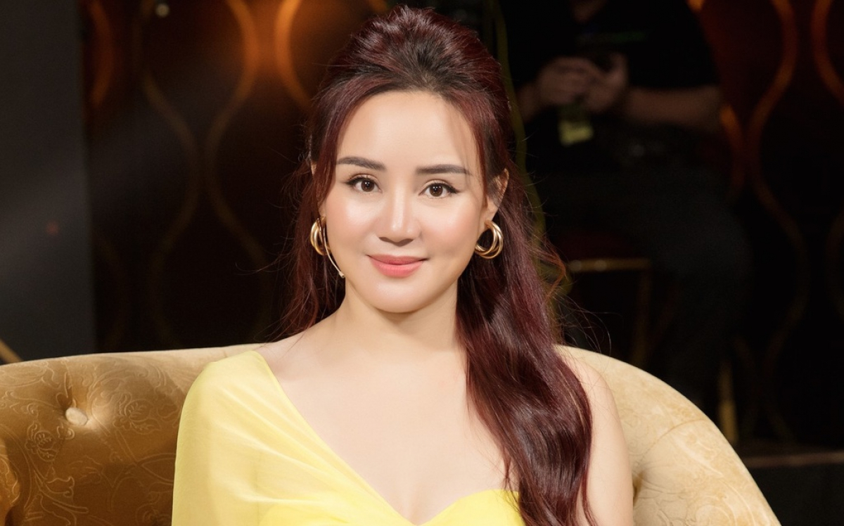 Vy Oanh viết tâm thư dài như sớ, khẳng định bị bà Phương Hằng vu khống nên phải tự vệ 4 Vy Oanh viết tâm thư dài như sớ, khẳng định bị bà Phương Hằng vu khống nên phải tự vệ 4