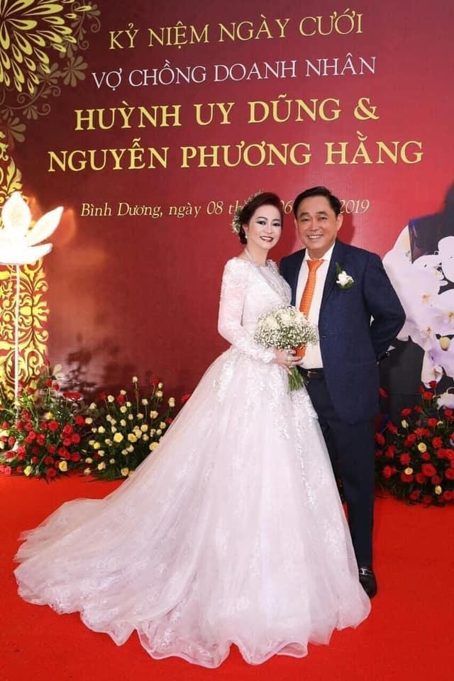 Bà Phương Hằng tiết lộ góc khuất trong hôn nhân 15 năm với ông Dũng 'lò vôi' 2