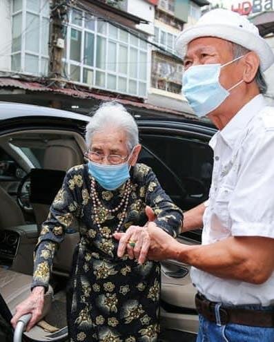 'Giai nhân Hà Thành' 101 tuổi đi bầu cử, ảnh hồi trẻ làm dân mạng vô cùng ngỡ ngàng 2 'Giai nhân Hà Thành' 101 tuổi đi bầu cử, ảnh hồi trẻ làm dân mạng vô cùng ngỡ ngàng 2