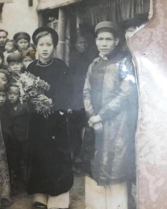 'Giai nhân Hà Thành' 101 tuổi đi bầu cử, ảnh hồi trẻ làm dân mạng vô cùng ngỡ ngàng 5 'Giai nhân Hà Thành' 101 tuổi đi bầu cử, ảnh hồi trẻ làm dân mạng vô cùng ngỡ ngàng 5