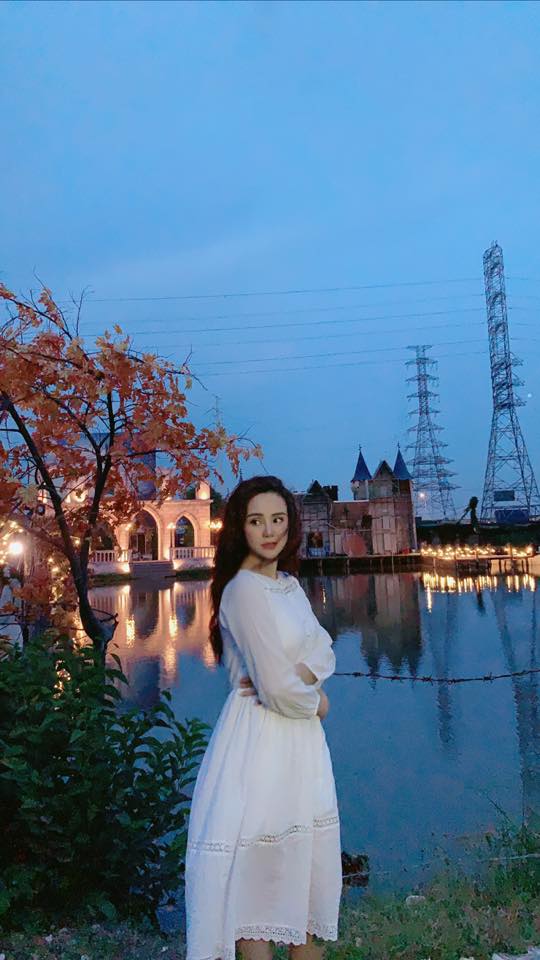 Vy Oanh có động thái bất ngờ ngay khi nghe tin chồng bà Phương Hằng livestream 4 Vy Oanh có động thái bất ngờ ngay khi nghe tin chồng bà Phương Hằng livestream 4
